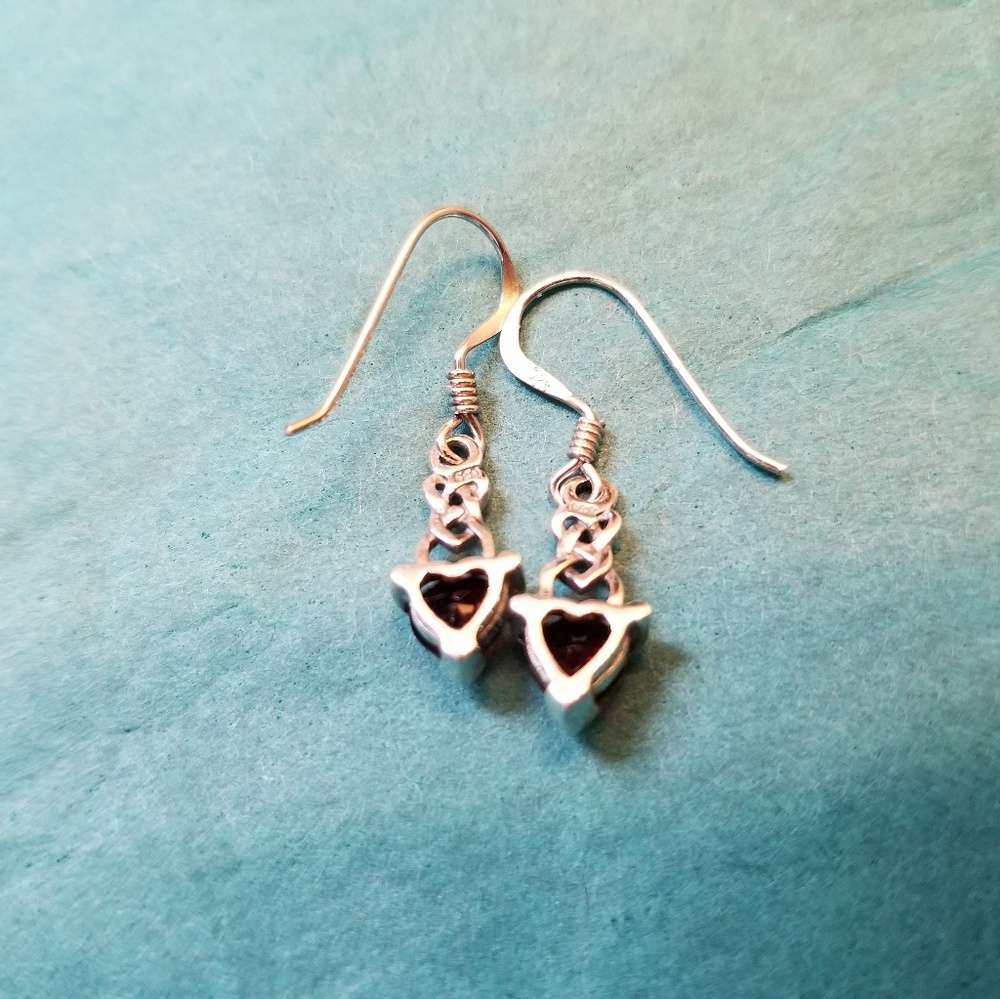.925 Silver Celtic Knotwork Heart Garnet Earrings - Picture 6 of 8